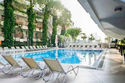 Emre Beach Hotel & Emre Hotel in Marmaris — foto 29