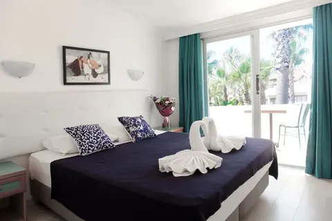 Fly & Go Navy Boutique Hotel foto 6