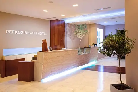 Pefkos Beach Hotel in Πεύκοι — foto 18