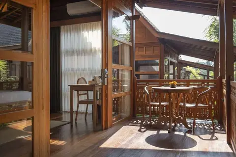 Unagi Wooden Villas by Emana in Sukawati — foto 8