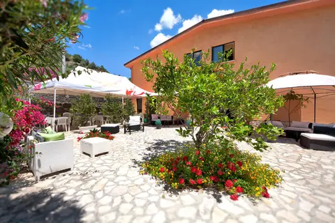 Casale Romano Resort in Motta Camastra — foto 14