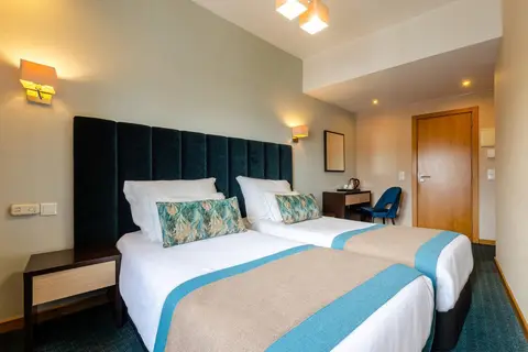 Hotel Dom Afonso Henriques in Lissabon — foto 28