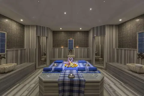 Teymur Continental Hotel & Convention Center in Şahinbey — foto 7