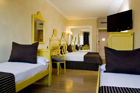 Salles Hotel Pere IV in Barcelona — foto 10