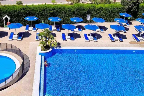 Sveltos Hotel in Oroklini — foto 21