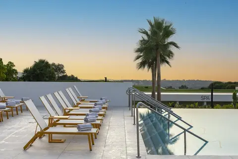 SO/ Sotogrande Spa & Golf Resort Hotel in El Secadero — foto 4