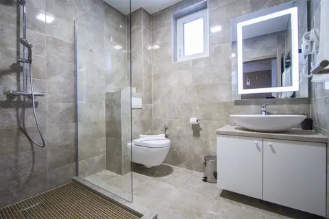 Royal Airport Hotel in Velika Gorica — foto 10