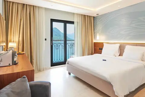 HUMA Kotor Bay Hotel & Villas in Kotor — foto 10