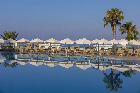 Tofinis Hotel in Ayia Napa — foto 13