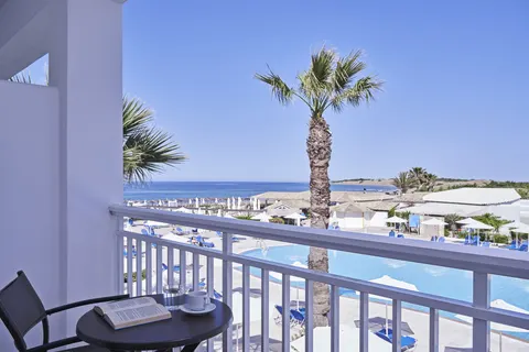Sandy Beach Resort in Agios Georgios — foto 4