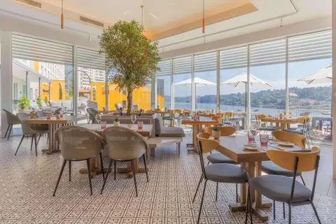 Pestana Douro Riverside Hotel in Porto, foto 15