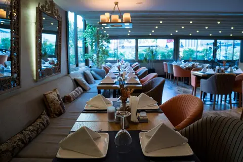 Sky Kamer Hotel in Muratpaşa — foto 17