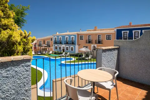 Occidental Pueblo Acantilado in el Campello — foto 15
