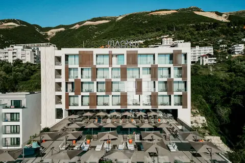 Magnus Hotel in Vlorë — foto 10