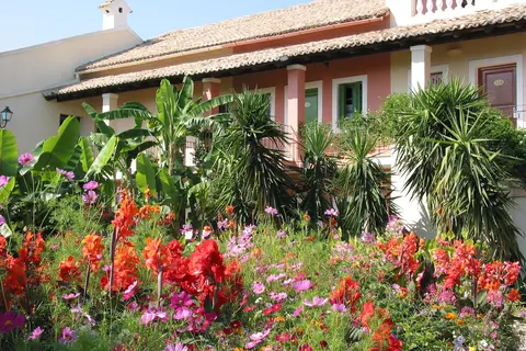 St. George's Bay Country Club in Αχαράβη — foto 28