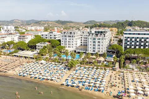 Fafa Premium Resort in Golem — foto 17