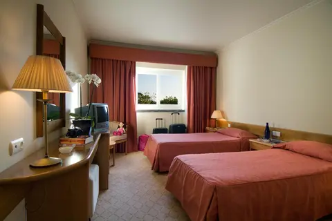 Hotel Cruz Alta in Ourém — foto 4