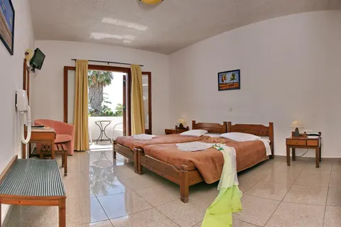 Hotel Pela in Skala Kalloni — foto 13