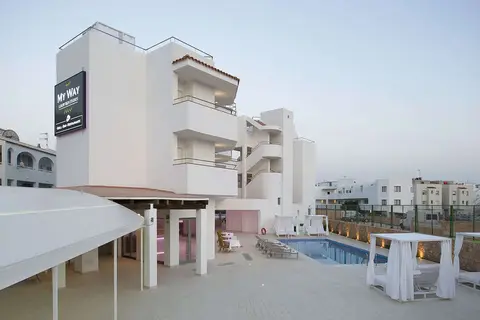 My Way Luxury Ibiza Studios in Platja d'en Bossa — foto 5