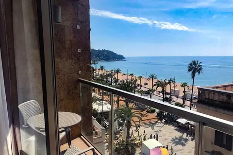 Metropol in Lloret de Mar — foto 17