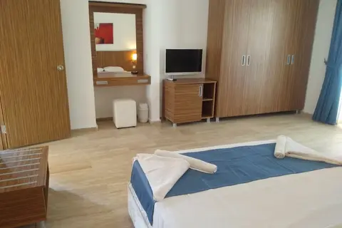 Ladonia Hotels Luna Beach Resort in Bodrum — foto 16