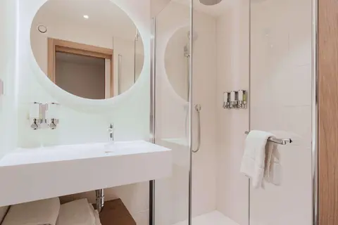 Hampton by Hilton Vienna City West in Wenen — foto 28