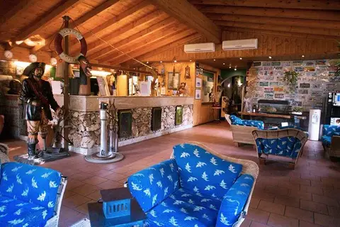 Ristorante La Perla in Varallo Pombia — foto 9