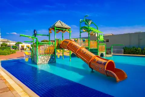 Karya Family Resort Hotel in Menderes — foto 11