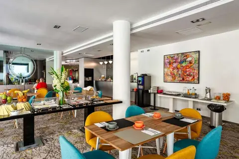 Mariposa Hotel in Málaga — foto 22