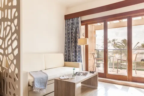 Pierre & Vacances Apartamentos Premium Menorca Binibeca in Sant Lluís — foto 10