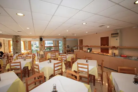 Village Inn Studios & Appartementen in Laganas Municipal Unit, foto 10