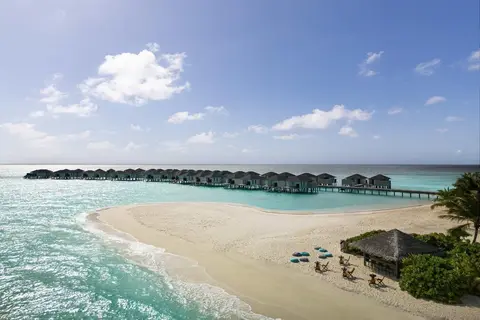NH Collection Maldives Havodda Resort in Gaaf Dhaal Atoll Education Centre, foto 9