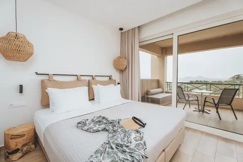 Paralos The Maxine in Αγία Γαλήνη — foto 3