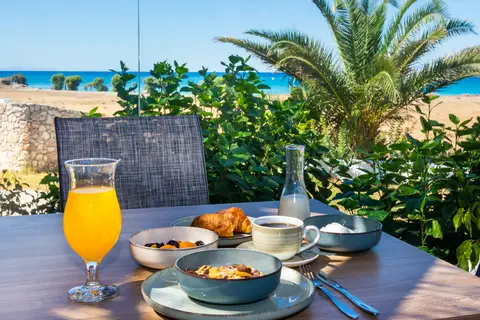 Nirvana Beach Hotel in Θεολόγος — foto 24