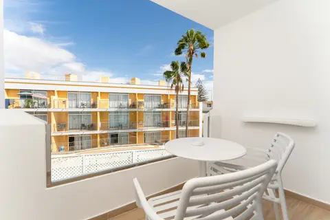 Apartamentos Caribes 2 (Only adults) in San Bartolomé de Tirajana — foto 27