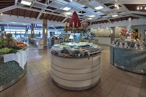 Green Bay Resort & Spa in Güvercinlik — foto 17