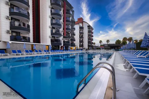 Grand Uysal Beach & Spa Hotel in Alanya