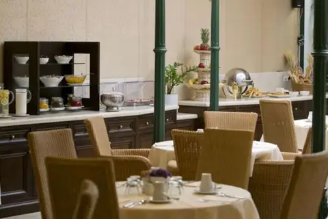 Hotel Hera in Athene — foto 24