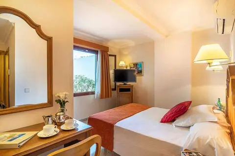 Hotel Miramar Port de Pollenca in Pollença, foto 13