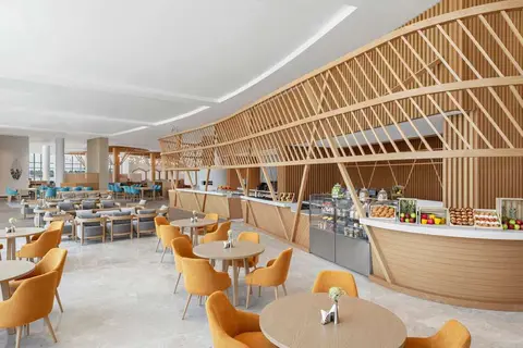 Hampton by Hilton Marjan Island in جزيرة المرجان — foto 16