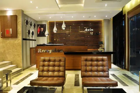 Avin Hotel in Konak — foto 6
