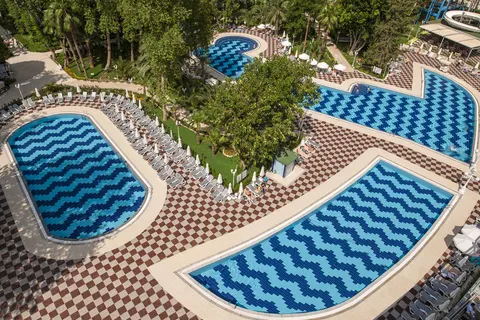 Delphin Botanik Platinum in Okurcalar — foto 3
