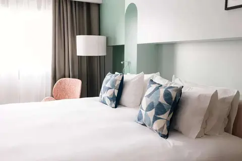 Voco Madrid Retiro by IHG in Madrid — foto 2
