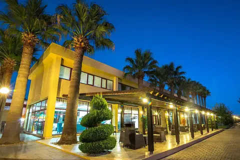 Royal Beach Club Hotel in Menderes — foto 5