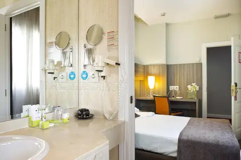 Hotel Serrano in Madrid — foto 23