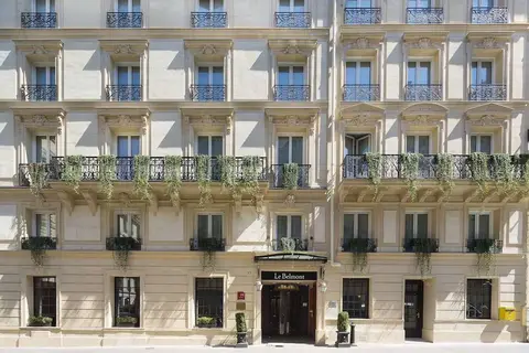 Hotel Le Belmont in Parijs