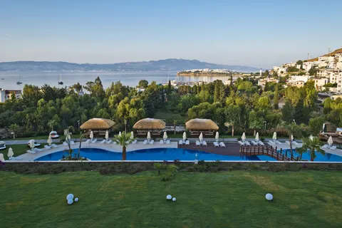 Bellazure Hotel foto 3