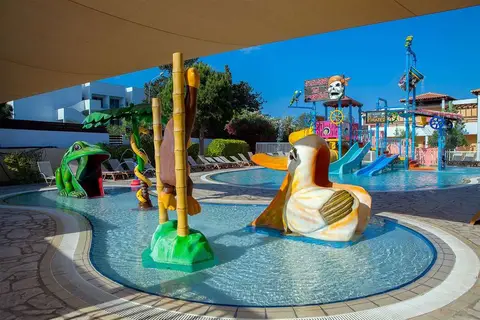 TUI BLUE Atlantica Aeneas Resort in Αγία Νάπα — foto 2