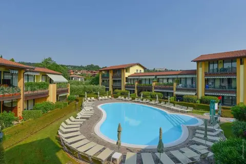 Residence Le Terrazze Sul Lago in Padenghe sul Garda — foto 24