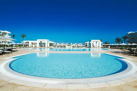 Radisson Blu Resort & Thalasso in حومة السوق — foto 19